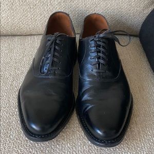 Allen Edmonds Carlyle Plain-Toe Oxford Dress Shoe